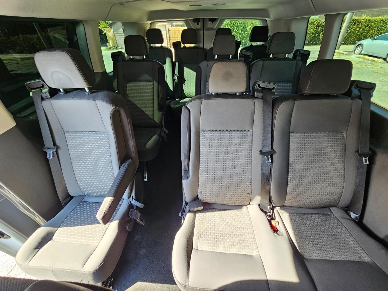 Ford Transit Passenger Wagon T-350 148" Low Roof XLT RWD 2023