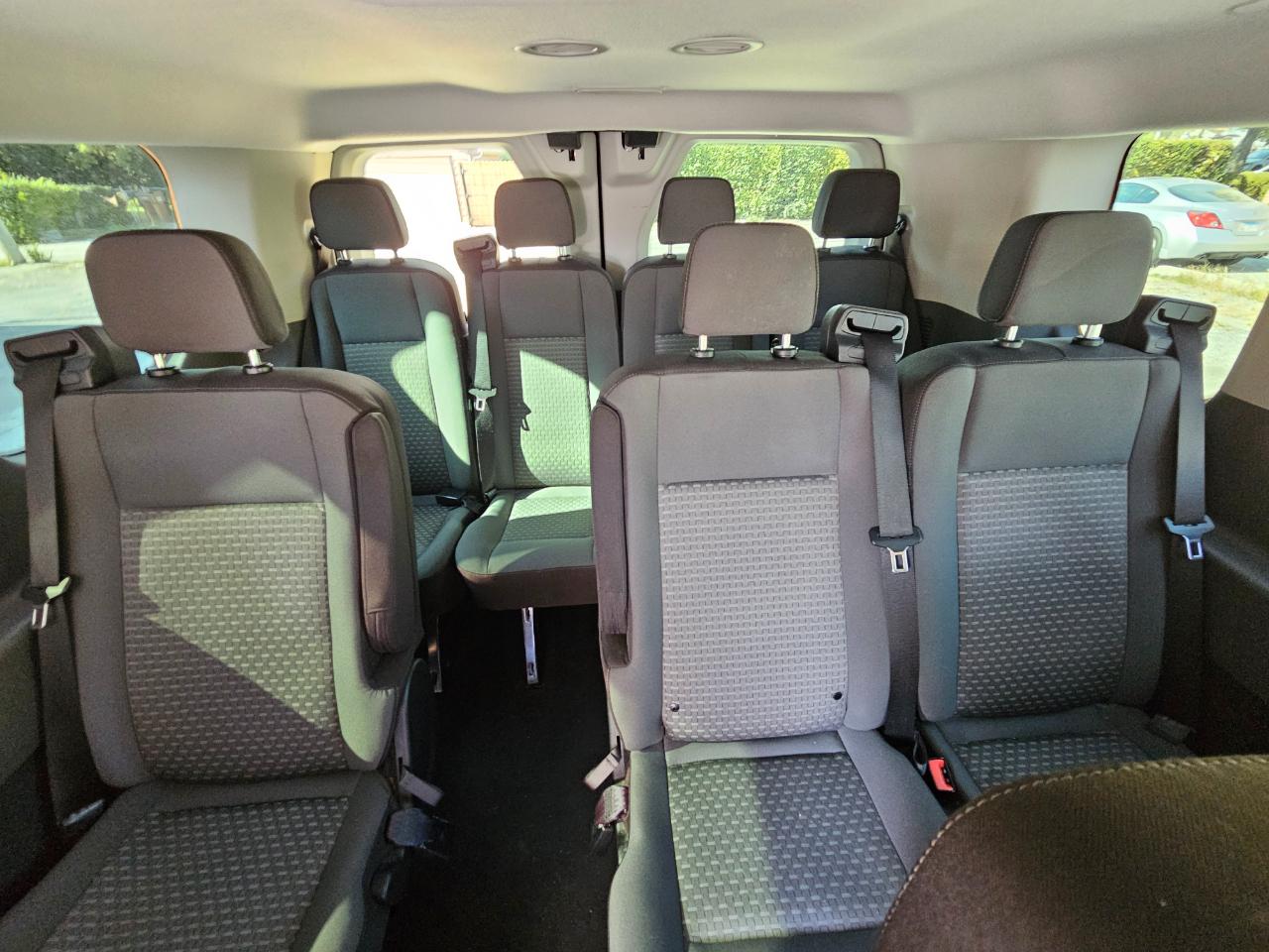 Ford Transit Passenger Wagon T-350 148" Low Roof XLT RWD 2023