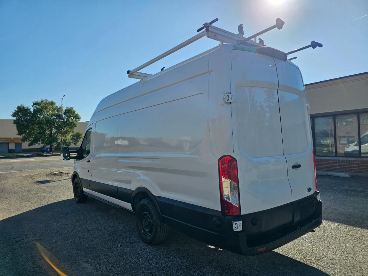 Ford Transit Cargo Van T-350 148" EL Hi Rf 9500 GVWR RWD 2021