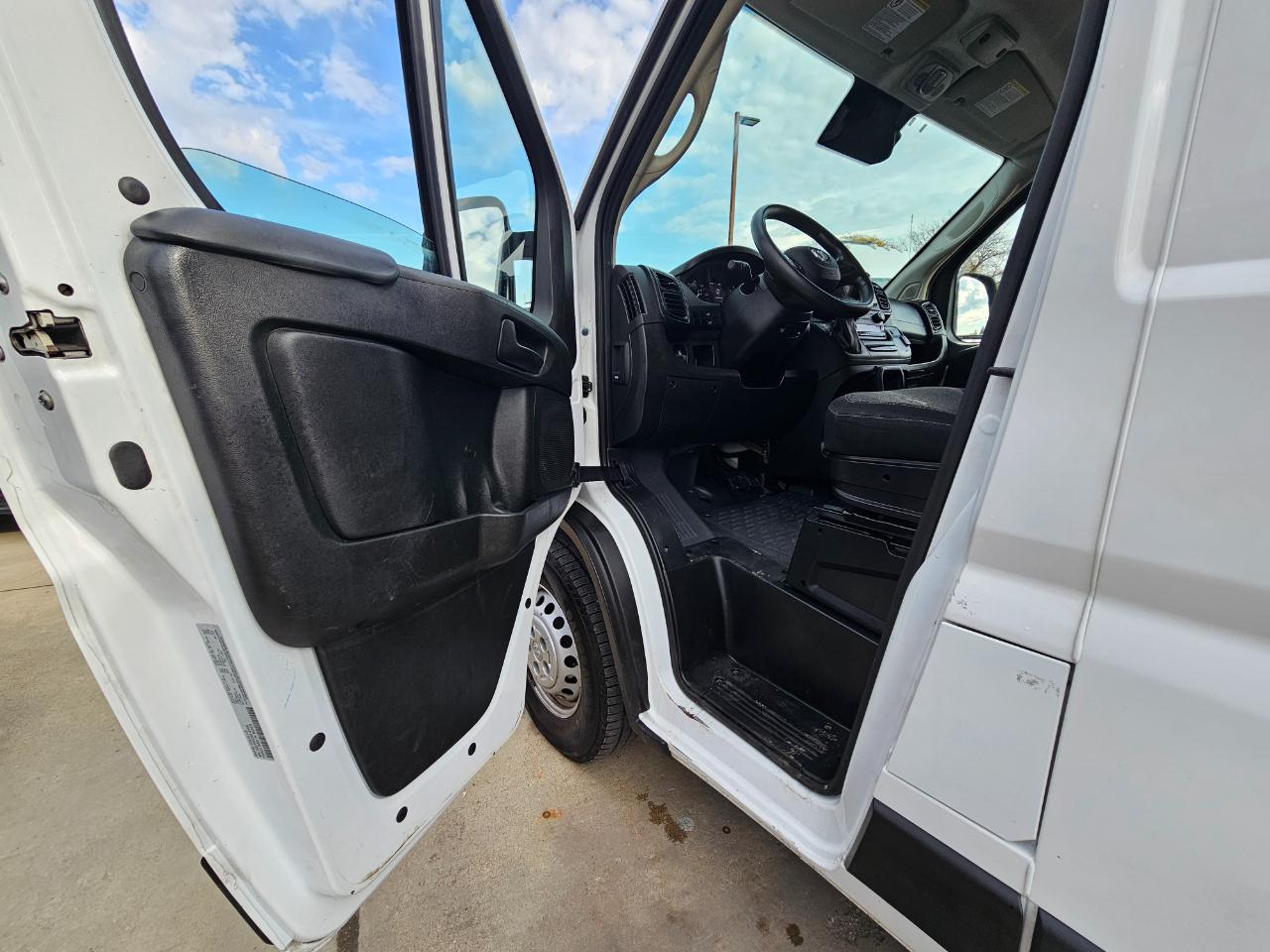 RAM ProMaster Cargo Van Tradesman 2500 High Roof 136" WB w/Pass Seat 2024