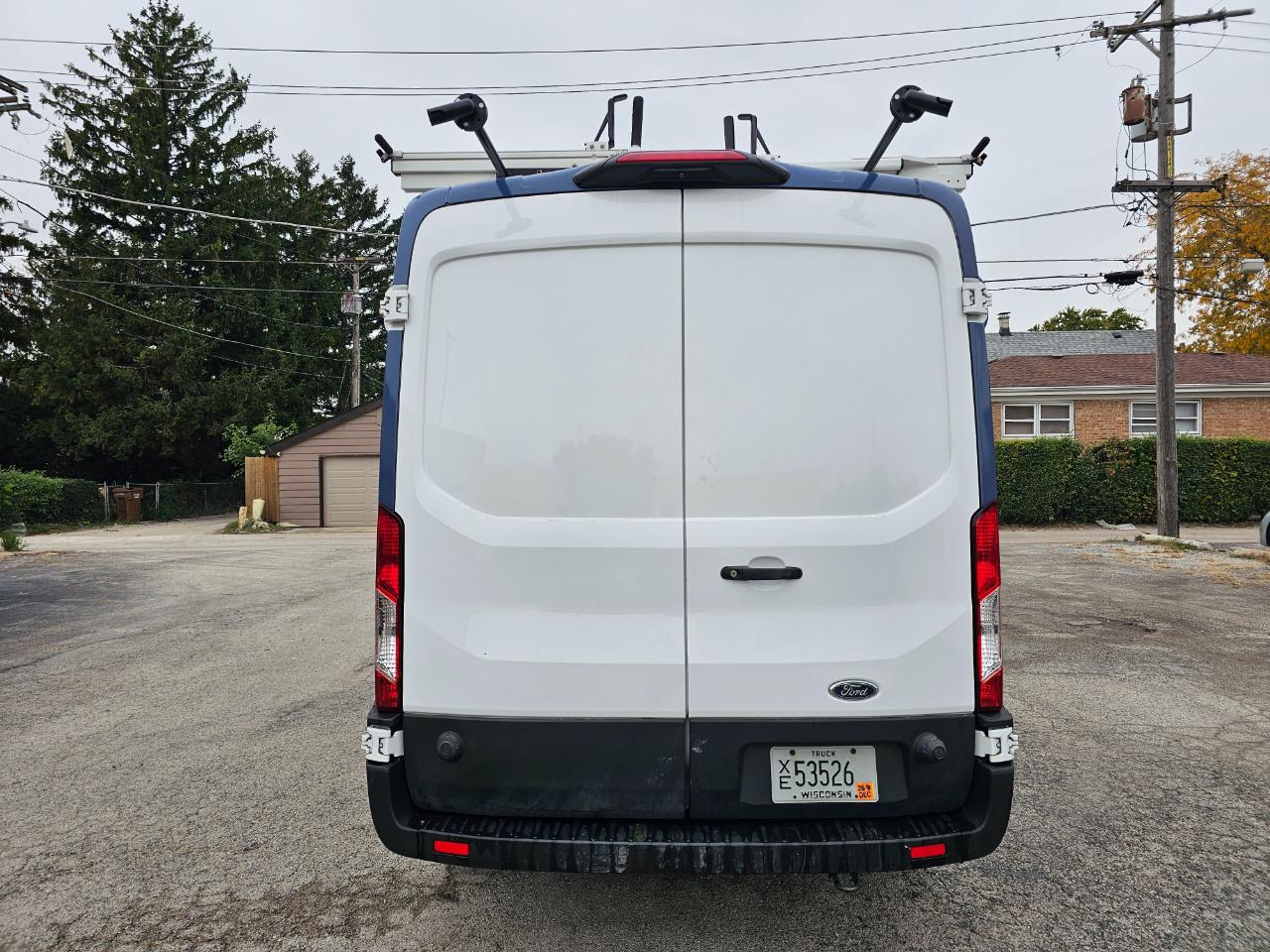 Ford Transit Cargo Van T-250 130" Med Rf 9070 GVWR RWD 2023