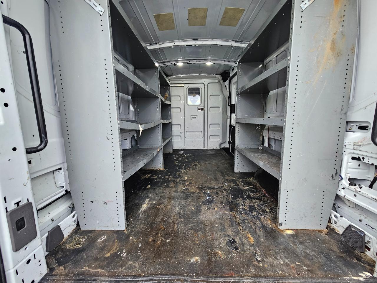 Ford Transit Cargo Van T-250 130" Med Rf 9070 GVWR RWD 2023