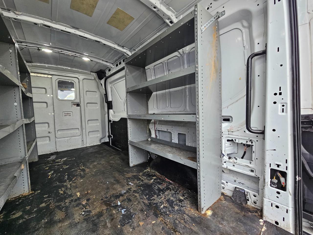 Ford Transit Cargo Van T-250 130" Med Rf 9070 GVWR RWD 2023
