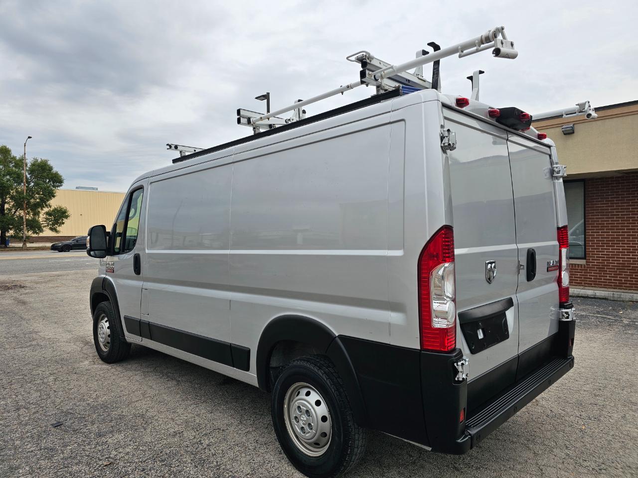 RAM ProMaster Cargo Van 2500 Low Roof 136" WB 2021