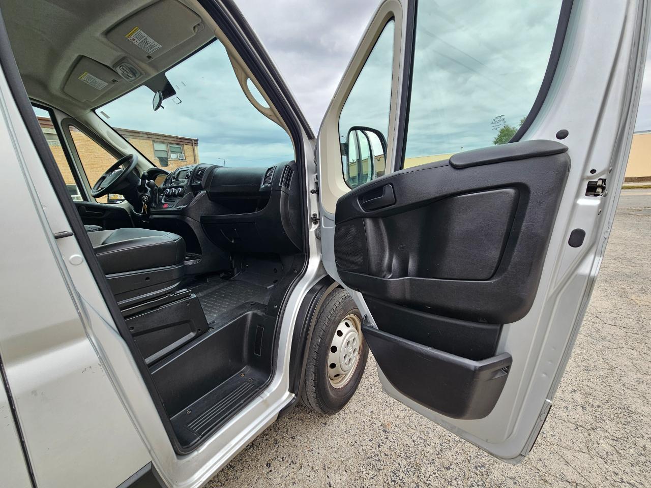 RAM ProMaster Cargo Van 2500 Low Roof 136" WB 2021