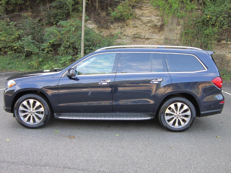 2018 Mercedes Benz GLS 450 4MATIC photo 2