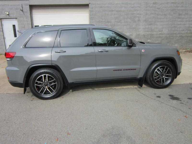 2020 Jeep Grand Cherokee Trailhawk photo 24