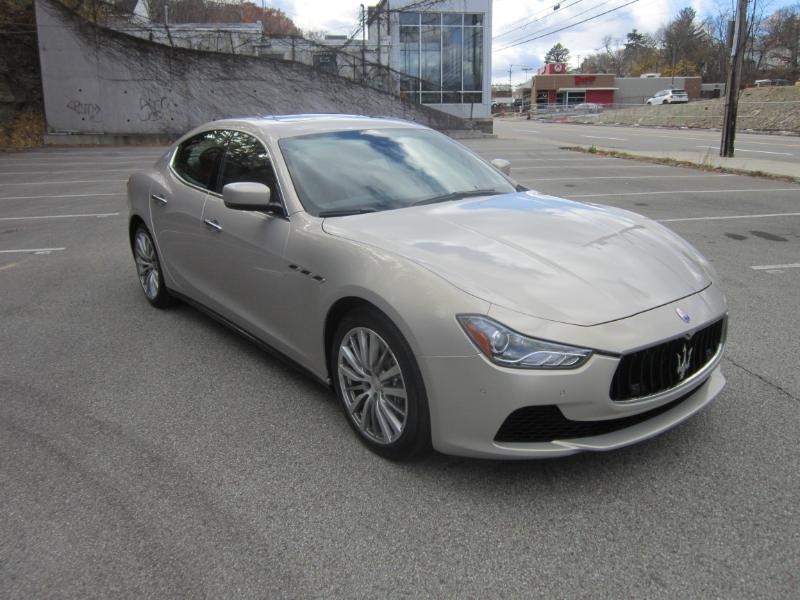 2015 Maserati Ghibli Base photo 4