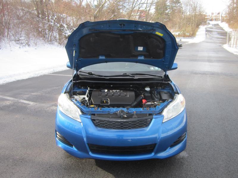 Toyota Matrix Base 4-Speed AT 2009