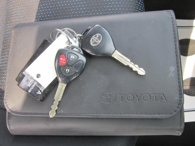 Toyota Matrix Base 4-Speed AT 2009