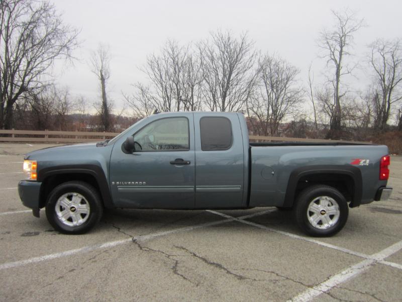 Chevrolet Silverado 1500 LT1 Ext. Cab Long Box 4WD 2009