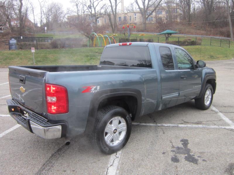 Chevrolet Silverado 1500 LT1 Ext. Cab Long Box 4WD 2009