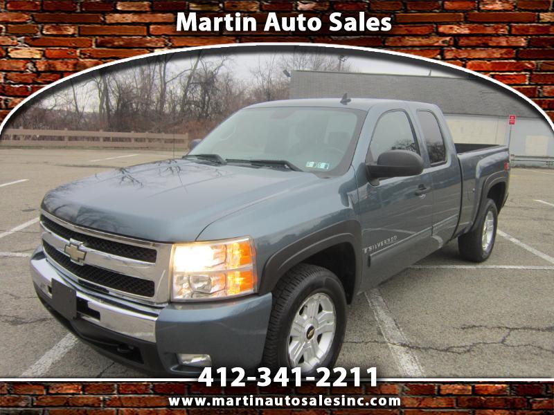 2009 Chevrolet Silverado 1500 LT1 Ext. Cab Long Box 4WD