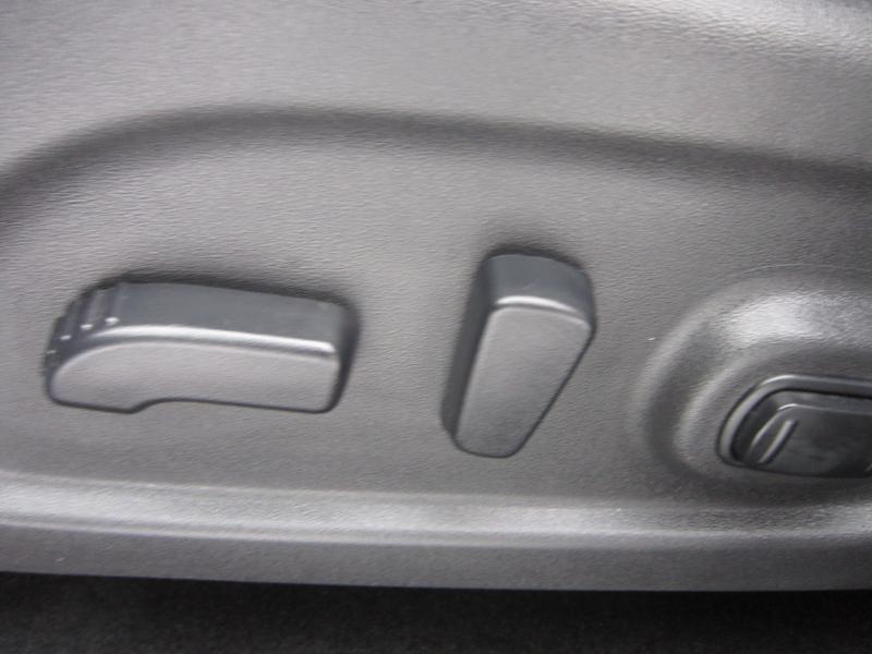 Nissan Pathfinder SV 4WD 2015