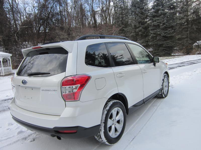 Subaru Forester 2.5i Limited 2014