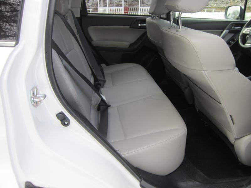 Subaru Forester 2.5i Limited 2014