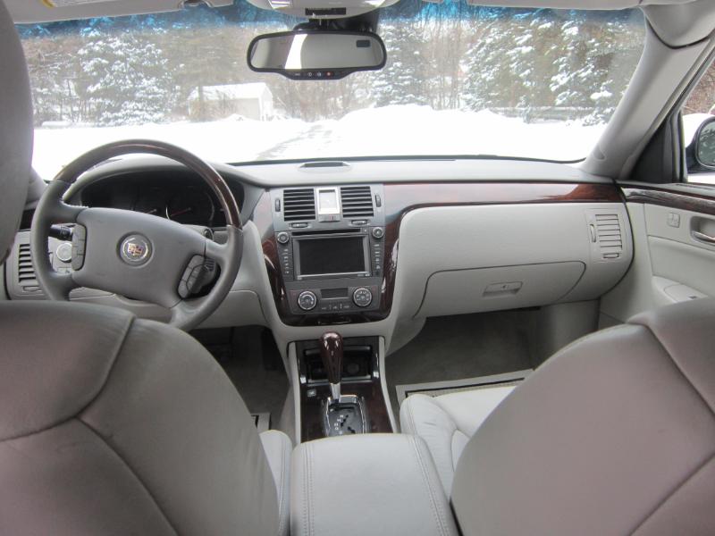 Cadillac DTS Luxury I 2009