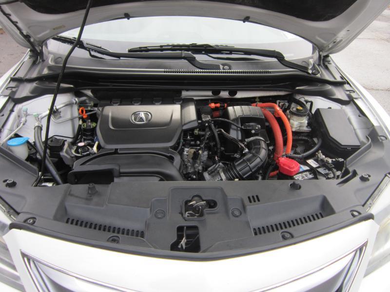Acura ILX CVT Hybrid w/ Technology Package 2013