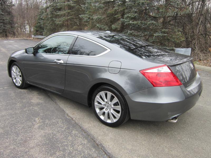 Honda Accord EX-L V-6 Coupe AT 2010