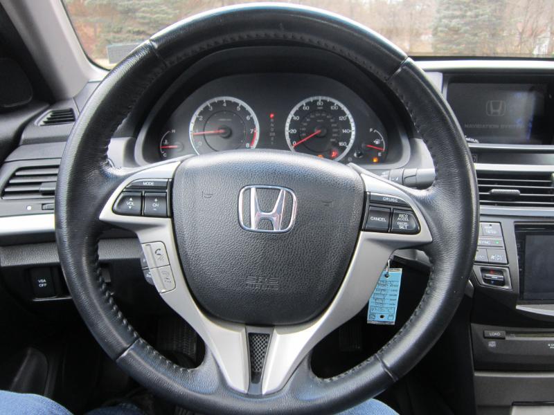 Honda Accord EX-L V-6 Coupe AT 2010