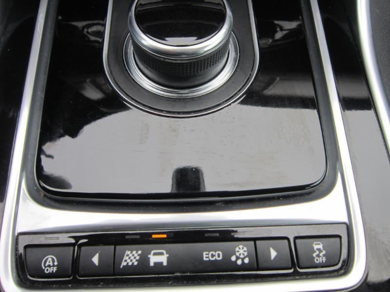 Jaguar XF-Series 25t Premium AWD 2018