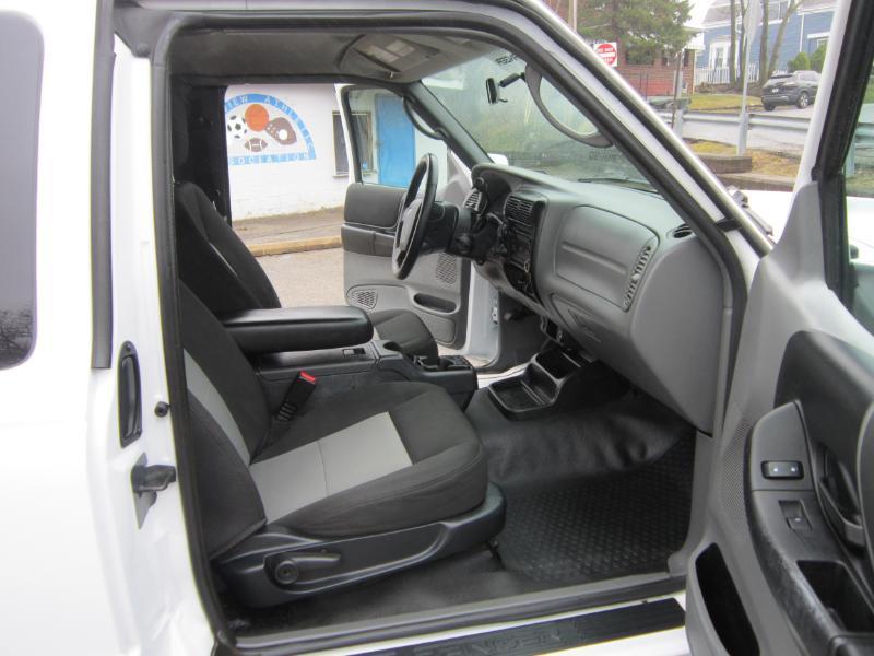 Ford Ranger Sport SuperCab 4-Door 4WD 2011