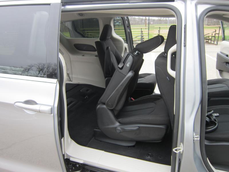 Chrysler Voyager LX 2020