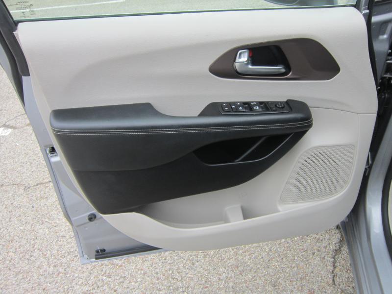 Chrysler Voyager LX 2020