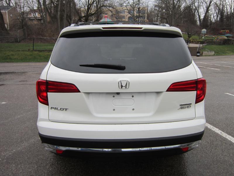 Honda Pilot Touring 4WD 2017