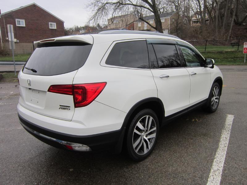 Honda Pilot Touring 4WD 2017