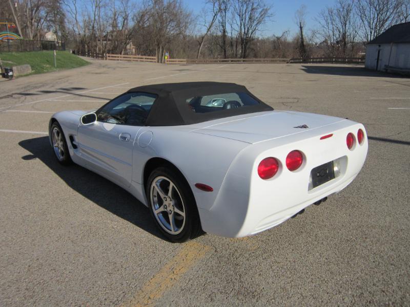 Chevrolet Corvette Convertible 2000