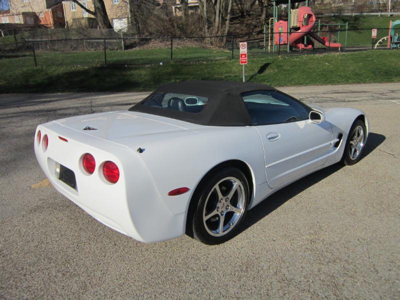 Chevrolet Corvette Convertible 2000