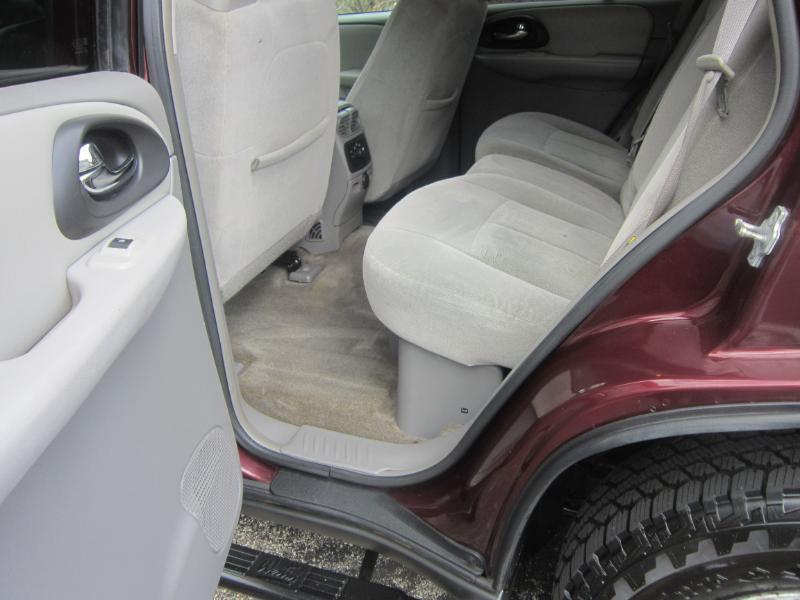 Chevrolet TrailBlazer LS 4WD 2006