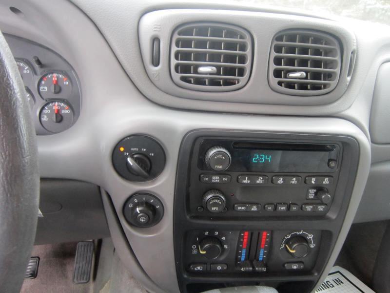 Chevrolet TrailBlazer LS 4WD 2006