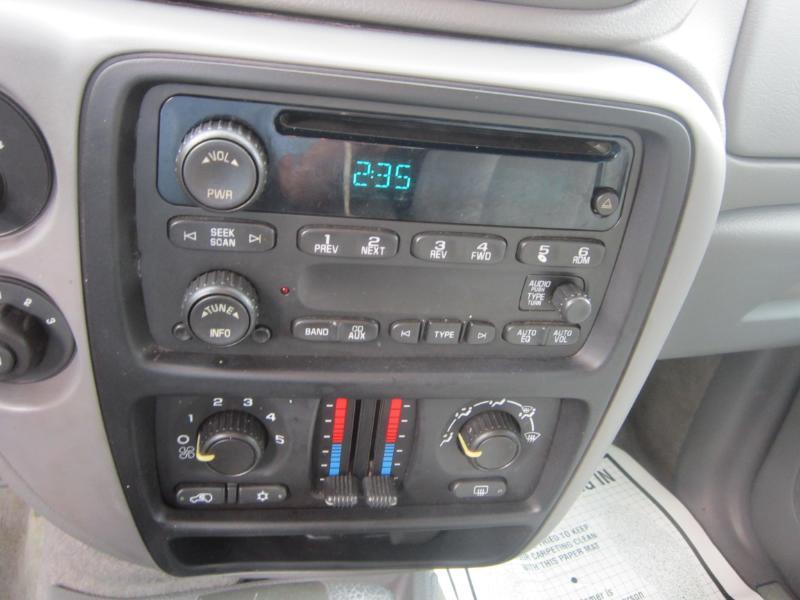 Chevrolet TrailBlazer LS 4WD 2006