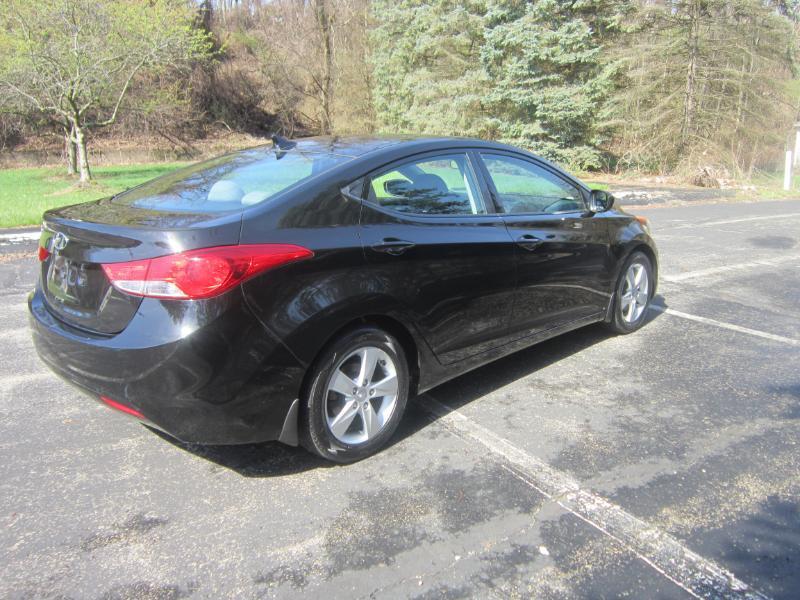 Hyundai Elantra Limited 2013