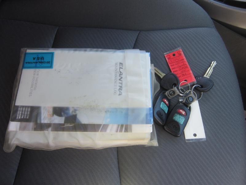 Hyundai Elantra Limited 2013