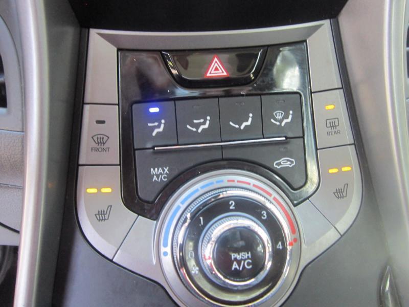 Hyundai Elantra Limited 2013