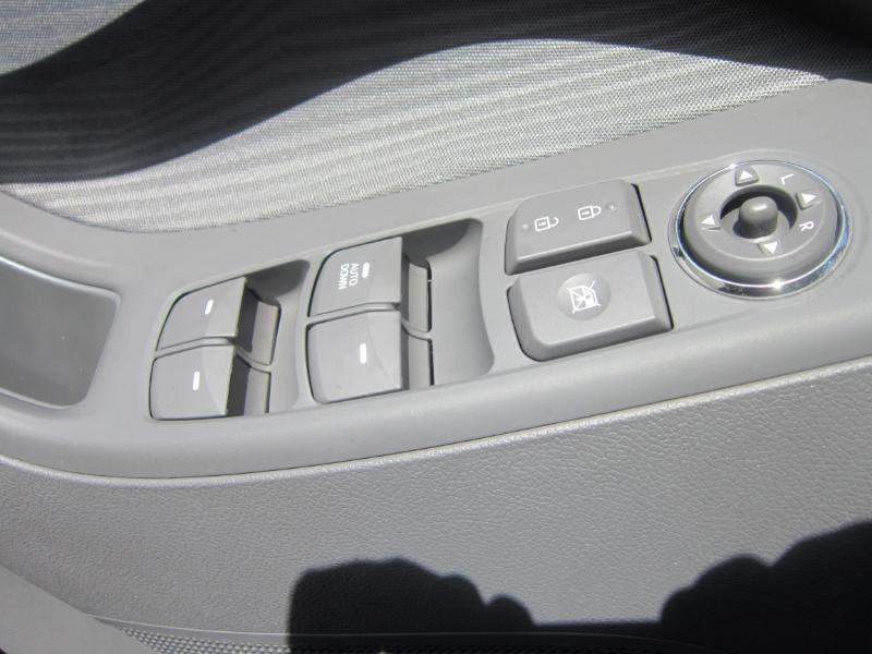 Hyundai Elantra Limited 2013