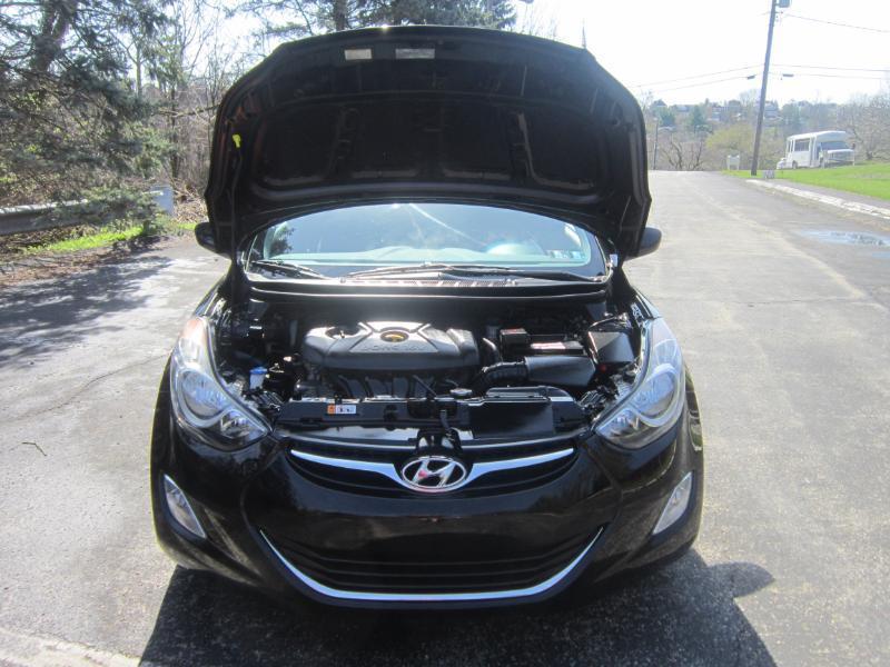 Hyundai Elantra Limited 2013