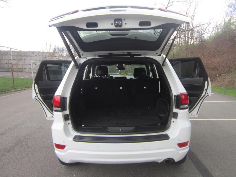 Jeep Grand Cherokee Laredo 4WD 2020