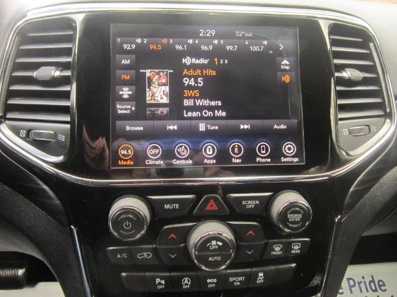 Jeep Grand Cherokee Laredo 4WD 2020