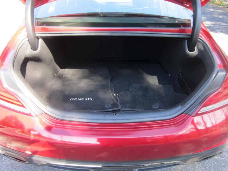 Genesis G70 3.3T Design 2019