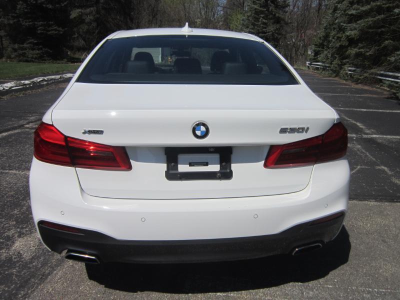 BMW 5-Series 530i xDrive 2019