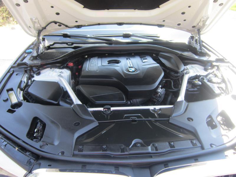 BMW 5-Series 530i xDrive 2019