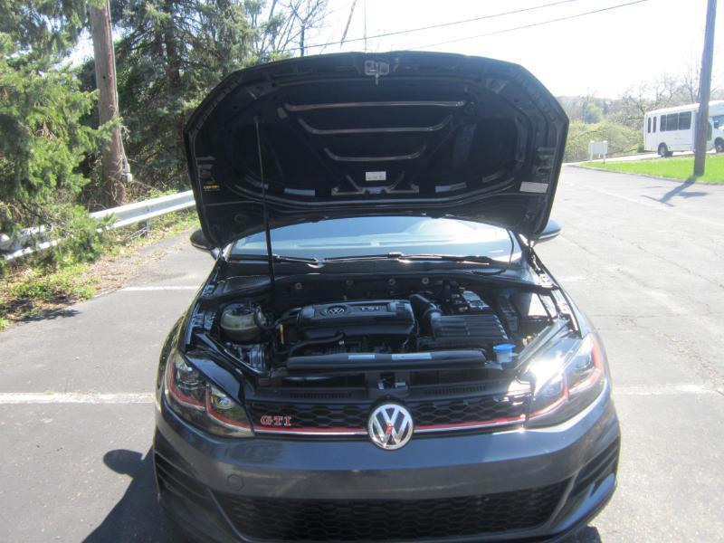 Volkswagen Golf GTI S 6M 2019