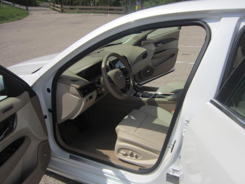 Cadillac ATS 2.0L Luxury AWD 2016