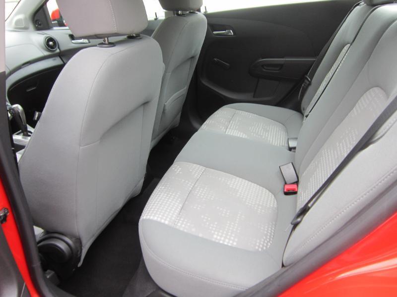 Chevrolet Sonic 2LS Sedan 2012