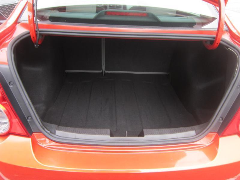 Chevrolet Sonic 2LS Sedan 2012
