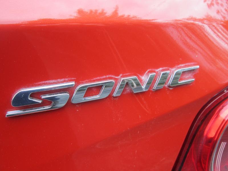 Chevrolet Sonic 2LS Sedan 2012